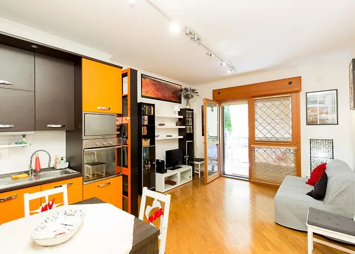 Apartment La Casetta Di Gio With Private Garden Rom