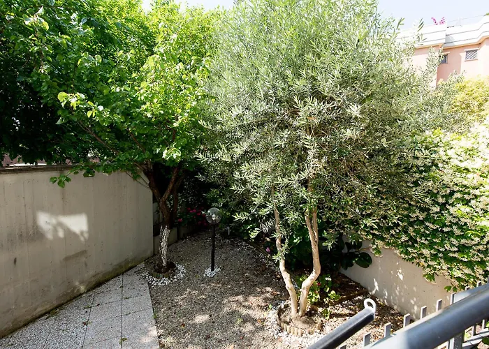 La Casetta Di Gio With Private Garden Apartment *